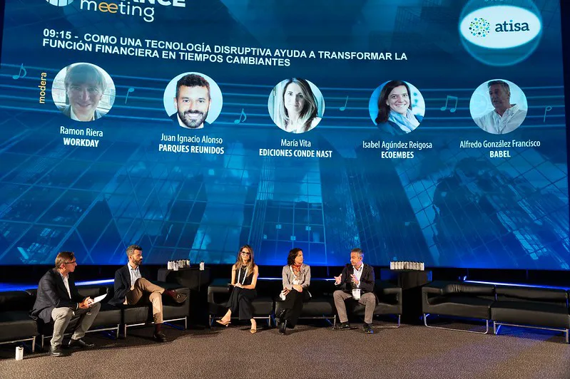 imagen mesa redonda FM 2024